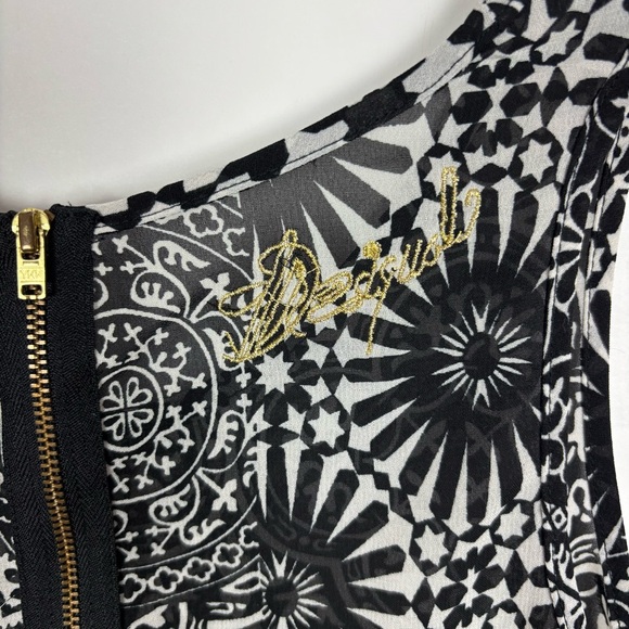 Desigual Top Black White Print Embroidered Beaded Sequin Sheer Sleeveless Small - Picture 7 of 10